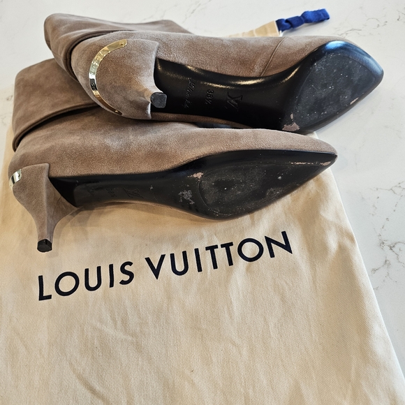 Louis Vuitton Taupe Suede boots Ankle Boots size 38 1/2, US size 8 - Picture 6 of 6
